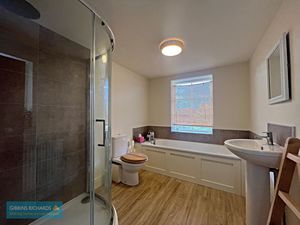 Bathroom- click for photo gallery